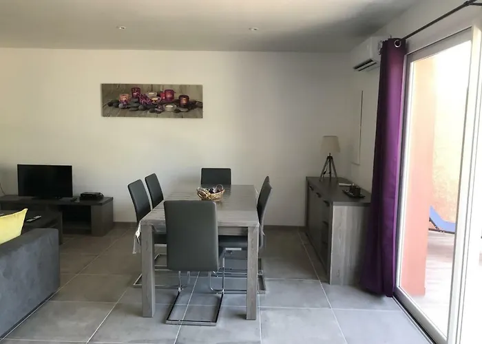 Holiday home Mini-villas Celia A