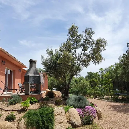 Semesterbostad Mini-villas Celia A