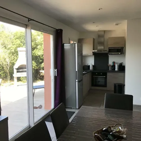 Mini-villas Celia A Semesterbostad