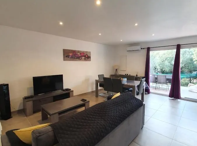 Mini-villas Celia A * بونيفَسْيو