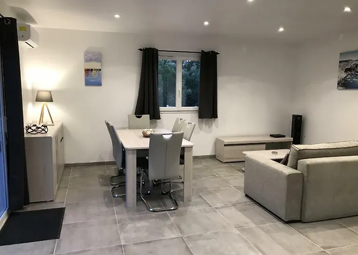 Mini-villas Celia A * بونيفَسْيو